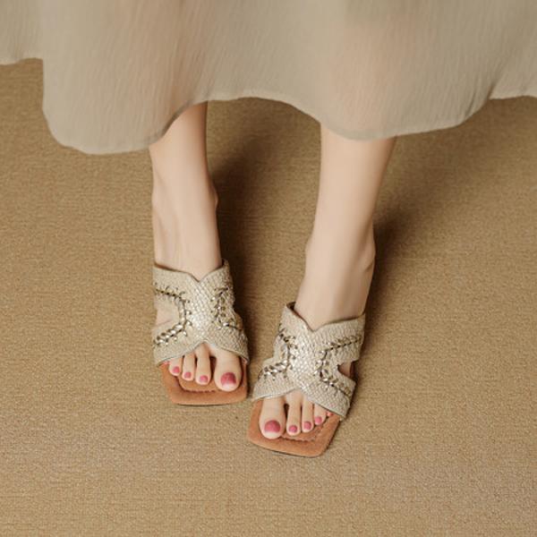 Exquisite Handmade Leather Women's Shoes: High-End Elegance Redefined(EcqiHC-8036)