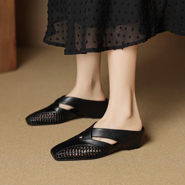 Exquisite Handcrafted Leather Women's Shoes: A Touch of Luxury and Elegance(EcqiH-8038)