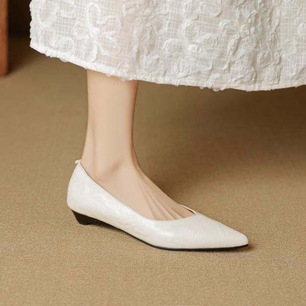 Exquisite Handcrafted Leather Women's Shoes: Luxury, Elegance, and Artisan Quality(EcqiHC-8080)