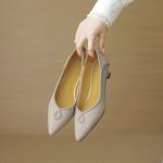 Exquisite Handcrafted Leather Women's Shoes: A Touch of Luxury and Elegance(EcqiH-8110)