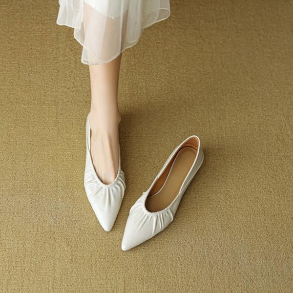 Handcrafted Luxurious Genuine Leather Women's Shoes for Elegant Style(EcqiHC-8135)