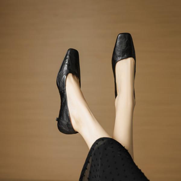 Handcrafted Leather Women's Shoes: Elegance in Luxury Quality(EcqiHC-8196)