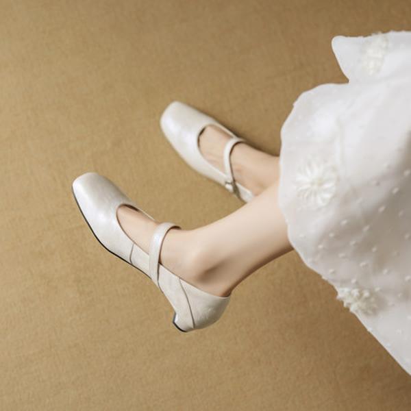 Elegant Handcrafted Leather Women's Shoes - Luxury Craftsmanship(EcqiHC-8228)