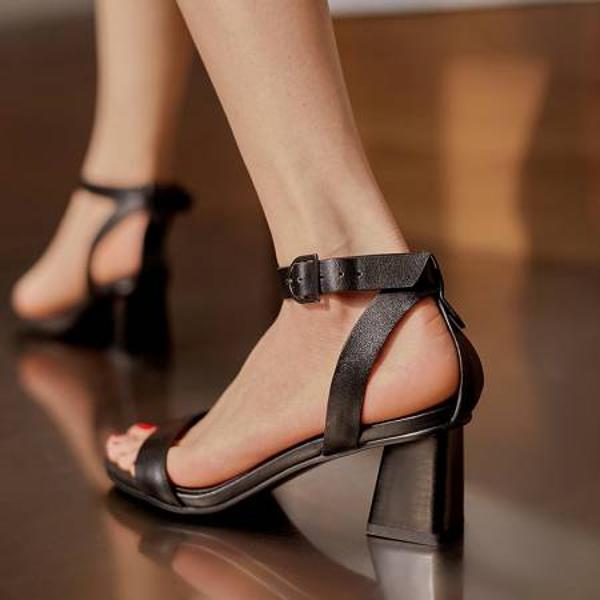 Handcrafted Leather Elegance: Luxurious Women's Shoes(Edfmr9928)