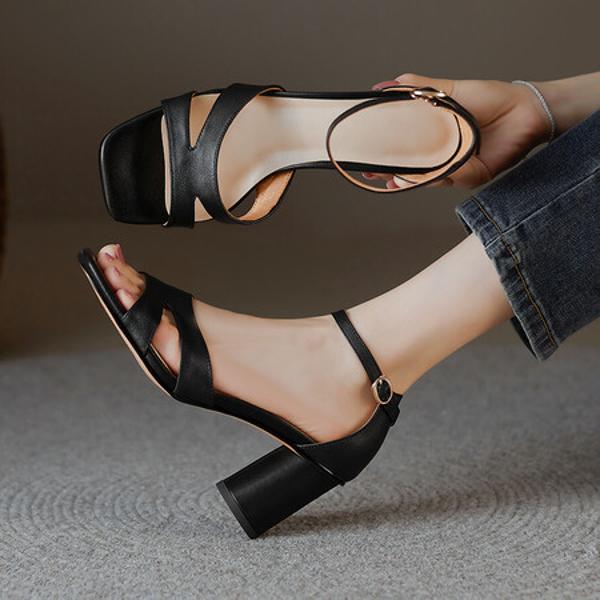 Elegant Handcrafted Leather Shoes: Luxurious Craftsmanship(Edfmr-5566)