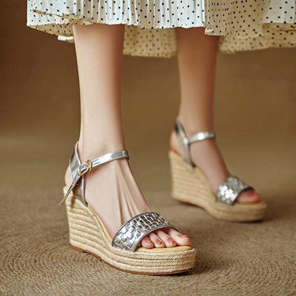 Exquisite Handcrafted Leather Women's Shoes: Luxury and Elegance Redefined(EdlnxC-3)