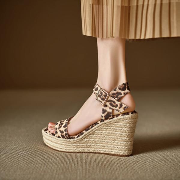 Exquisite Handcrafted Leather Women’s Shoes: Luxe Elegance(EdlnxC-11)