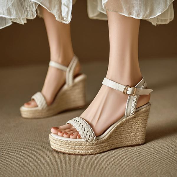 Exquisite Handcrafted Leather Women's Shoes: Luxury & Elegance(EdlnxCC-9)