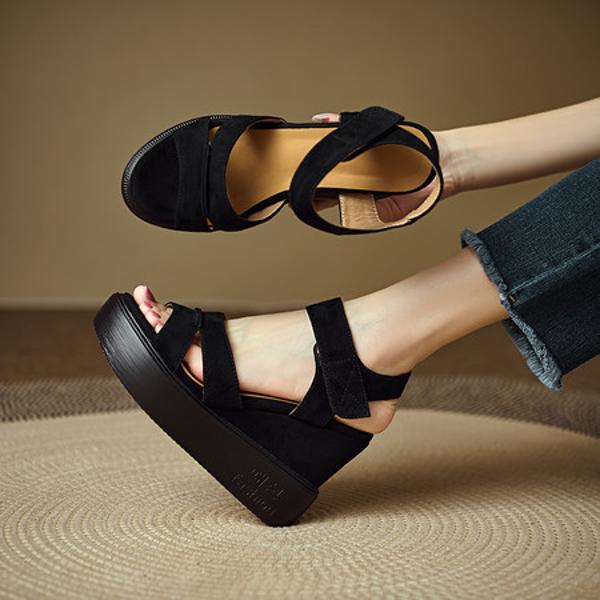 Elegantly Crafted Genuine Leather Handmade Women's Shoes of Superior Quality(Edlnx26330)