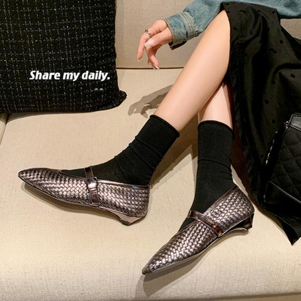 Exquisite Handcrafted Leather Women's Shoes for Elegant Luxury(EdmdA6323)