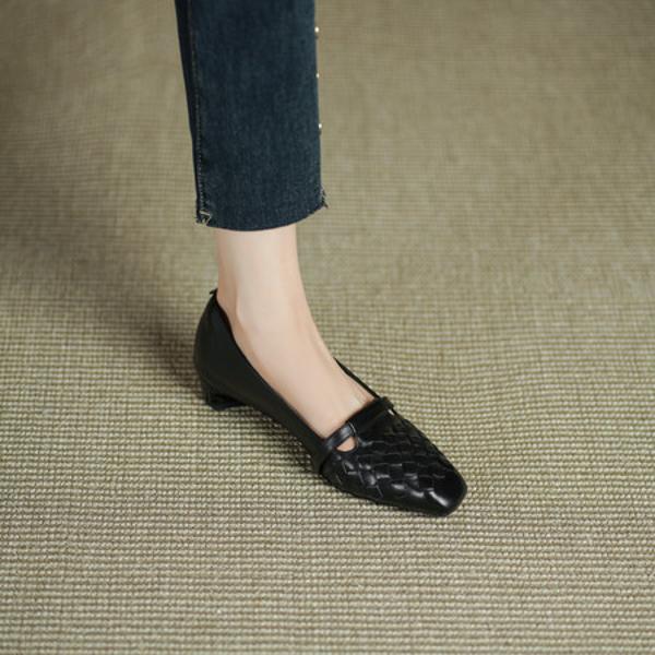 Exquisite Handmade Leather Women's Shoes: A Fusion of High-End Craftsmanship and Elegance.(Edsl3209)