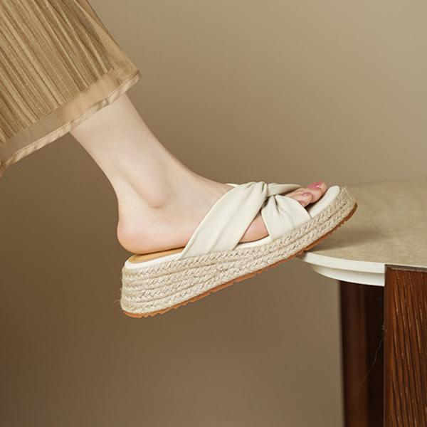 Elegant Handcrafted Leather Women's Shoes: Luxury Craftsmanship(Edsl3329)