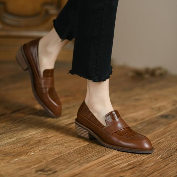 Elegant Handcrafted Leather Women's Shoes with Luxurious Quality(Egupai88873)