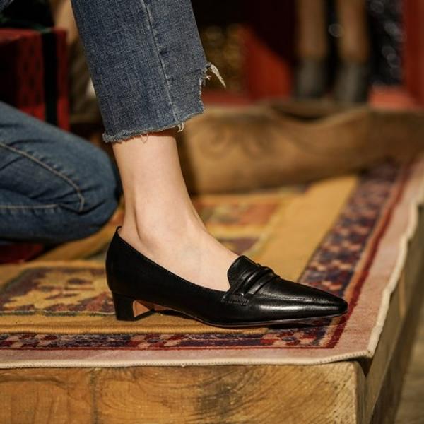 Handcrafted Luxury Leather Women's Shoes: Elegance Redefined(Egupai888172)