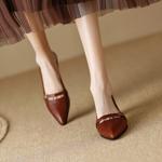Elegant Handcrafted Leather Women's Shoes of High Quality(Egupai8882372)