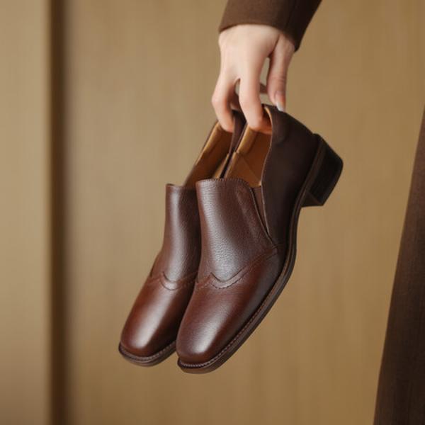 Elegance Redefined: Handcrafted Genuine Leather Women's Shoes(Egupai8882761)