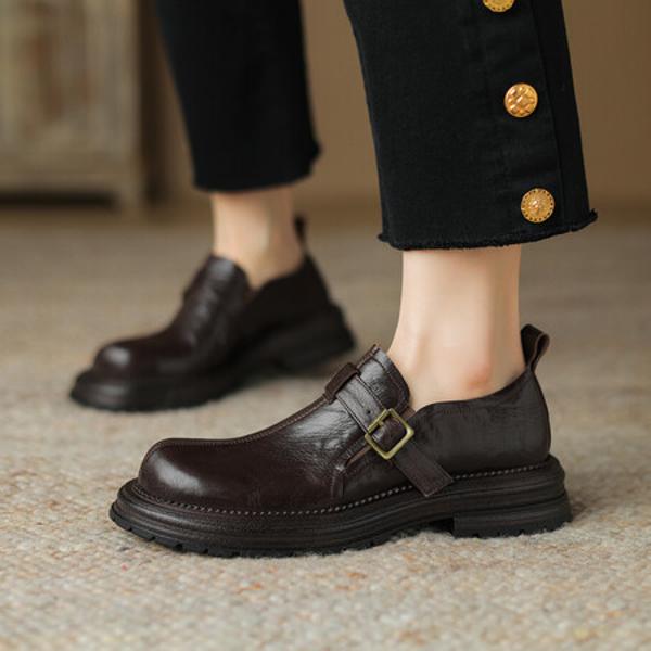 Elegantly Crafted Leather Handcrafted Women's Shoes of Luxury Quality(Egupai8882810)