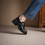 Handcrafted Leather Women's Shoes: Elegance in every stitch.(Egupai8883178)