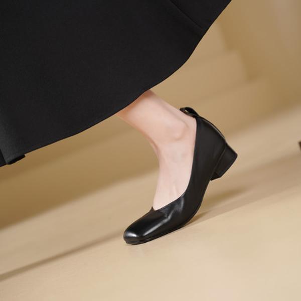 Exquisite Handcrafted Leather Women's Shoes - Where Luxury Meets Timeless Elegance(Egupai8883199)