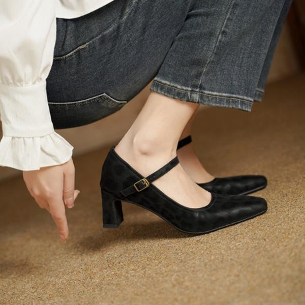 Luxury Handcrafted Leather Women's Shoes: Elegance in Every Stitch(Egupai8889月-00)