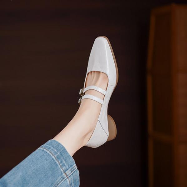 Handcrafted Leather Women's Shoes - Elegance Redefined(Egupai8883186)