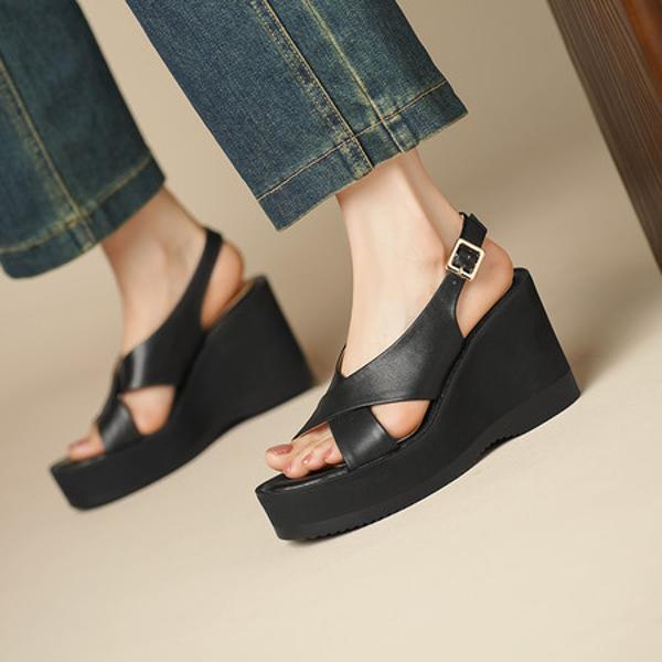 Handcrafted Leather Women's Shoes: Experience Luxurious Elegance and Artisanal Quality(Egupai888A03)