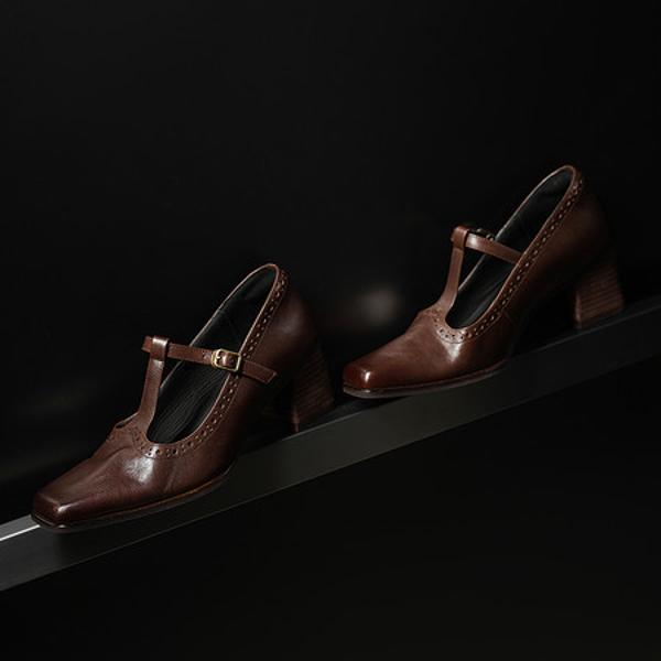 Handcrafted Leather Women's Shoes: Elegance Meets Quality(Egupai8883339)
