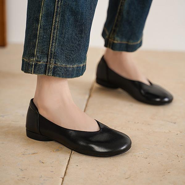 Handcrafted Leather Women's Shoes: Luxurious Elegance(Egupai8883385)