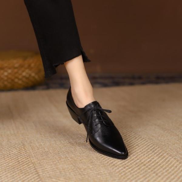 Crafted Luxury: Elegant Handcrafted Leather Shoes(Etrj220T732)