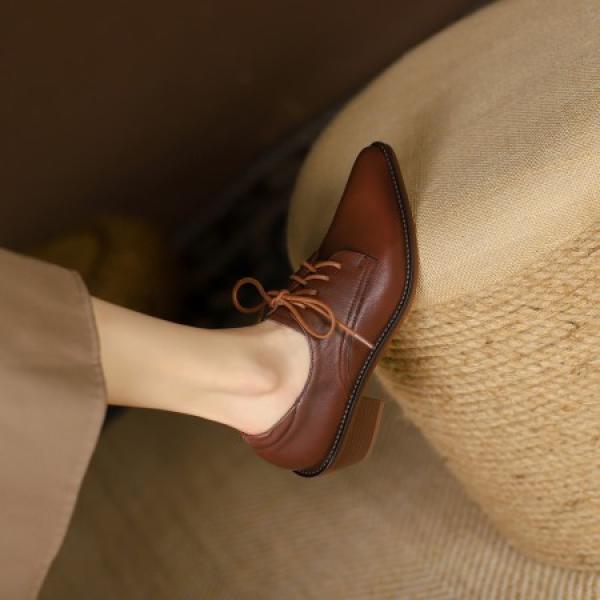 Crafted Luxury: Elegant Handcrafted Leather Shoes(Etrj220T732)