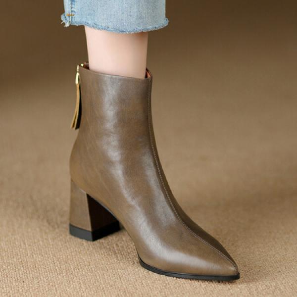 Handcrafted Leather Elegance for Discerning Women(Etrj220T1378)