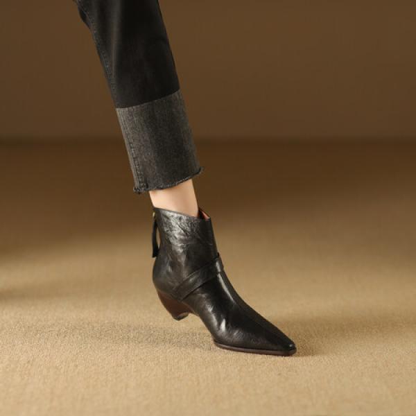 Handcrafted Leather Women's Shoes - Luxurious Elegance in Every Stitch(Etrj220A6050)