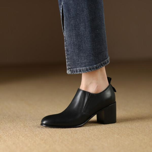 Elegant Handcrafted Leather Women’s Shoes with Luxurious Quality(Etrj220A3719-1)