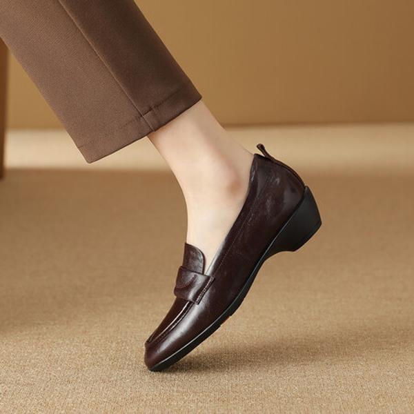 Elegant Artisan-Made Genuine Leather Women's Shoes: Luxury Redefined(Exinyimeik840)