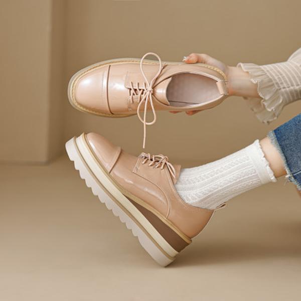 Exquisite Handcrafted Leather Heels: Timeless Elegance and Luxury(Eyunshangx2月-03)