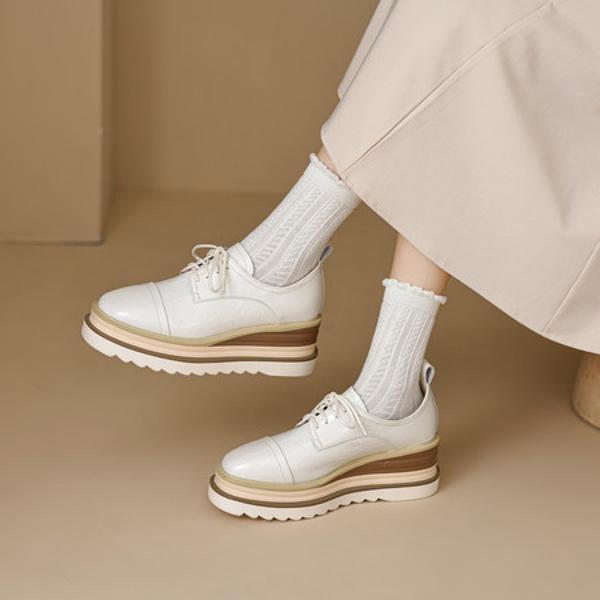 Exquisite Handcrafted Leather Heels: Timeless Elegance and Luxury(Eyunshangx2月-03)