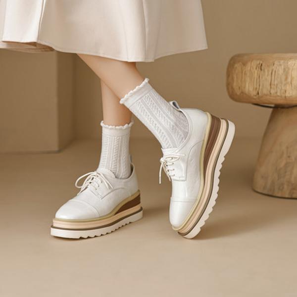 Exquisite Handcrafted Leather Heels: Timeless Elegance and Luxury(Eyunshangx2月-03)